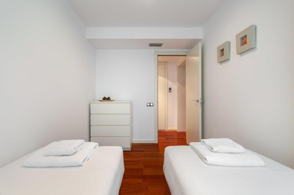 Placa Catalunya Modern 2Bedroom With Balcony * Barcelona